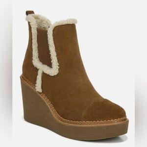 Sam Edelman Chelsea Wedge Waterproof Boot Size 8.5 Toffee Excellent Condition